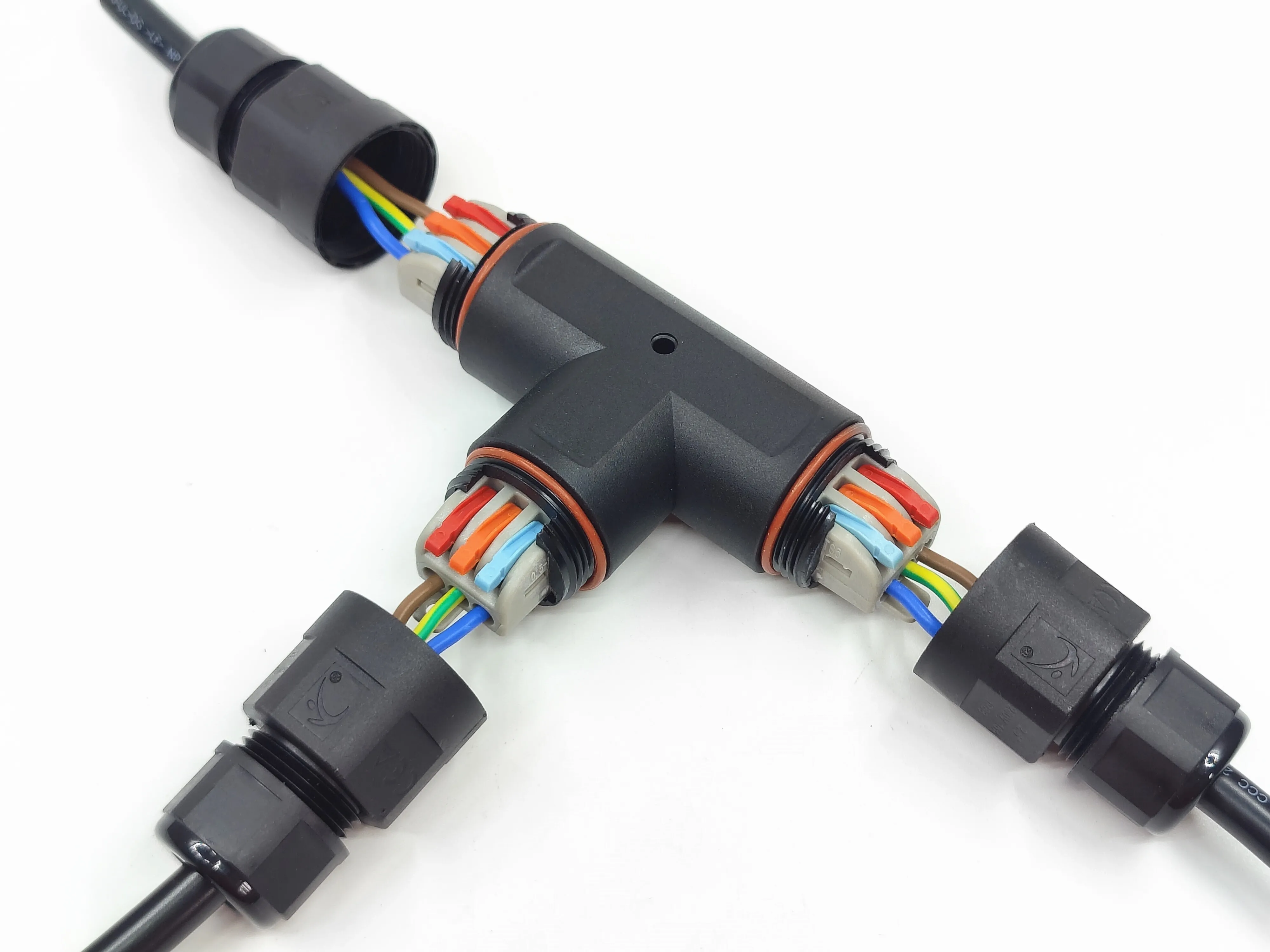 50-6383d6d4652e9_connettore-per-cavi-tenuta-stagna-3-contatti-tipo-t-con-connettore-rapido-05mm-25mm-ip68 (1).webp